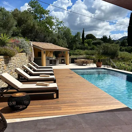 Cote Vignes 4*