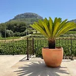 Côté Vignes Couette-café Cassis