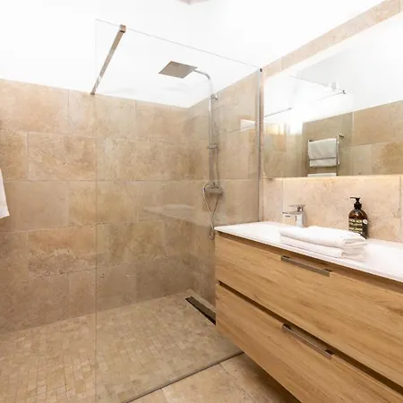 Cote Vignes Bed and Breakfast Κασί