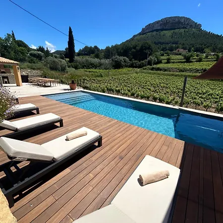 Cote Vignes Bed and Breakfast