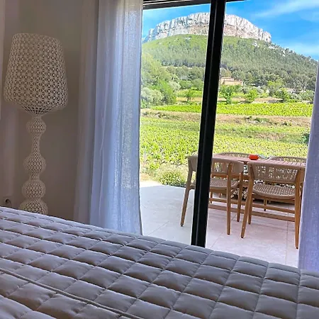 Cote Vignes Bed & Breakfast Cassis